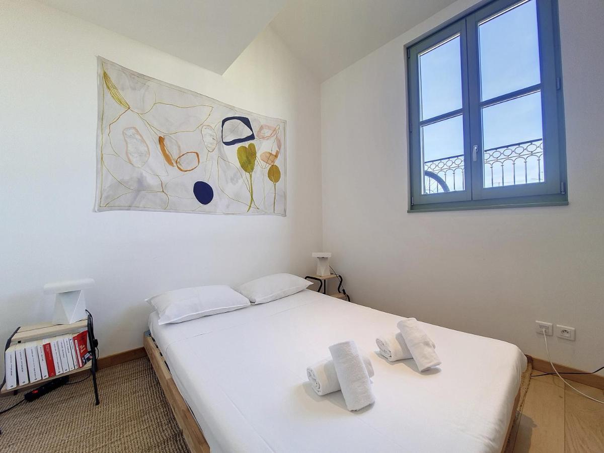 Nestor&jeeves - To Meet - - Floor Appartement